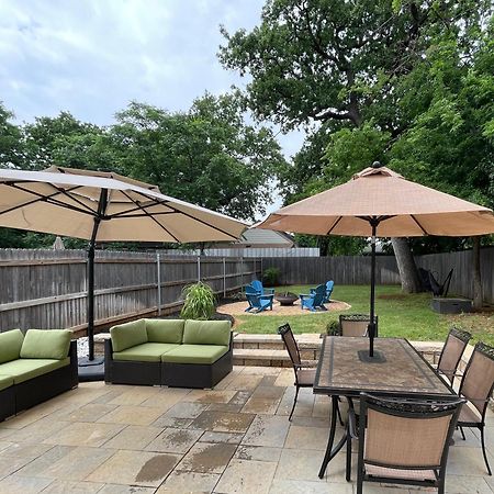 ארלינגטון Stylish Townhome Near At&T Stadium, Globe Life, Six Flags & More מראה חיצוני תמונה
